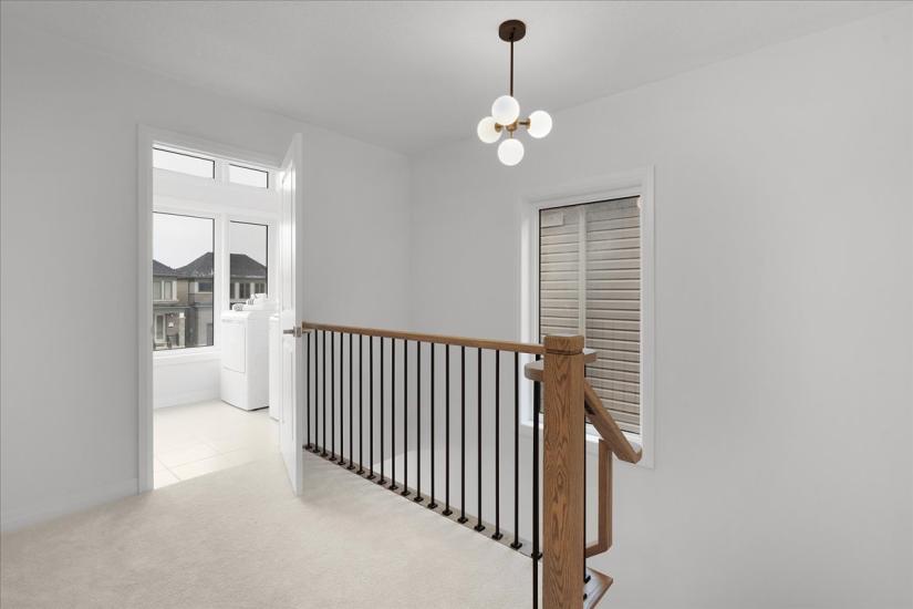 Property listing for 628 Windwood Drive, Binbrook, ON
